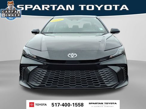 Used 2026 Toyota Camry SE FWD image 2
