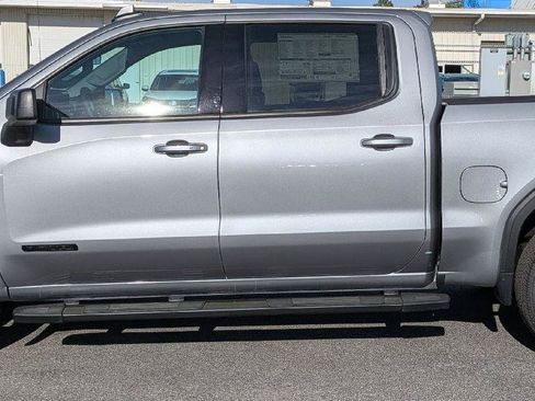 New 2026 GMC Sierra 1500 Elevation w/ LPO, Elevation Black Package AWD/4WD image 5