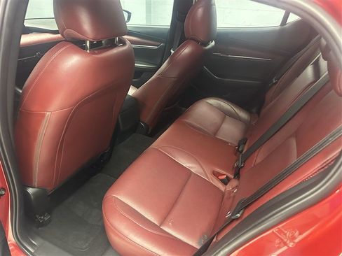 Used 2019 MAZDA MAZDA3 AWD Hatchback w/ Premium Pkg image 3
