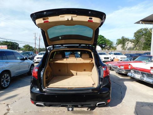 Used 2014 Porsche Cayenne image 14