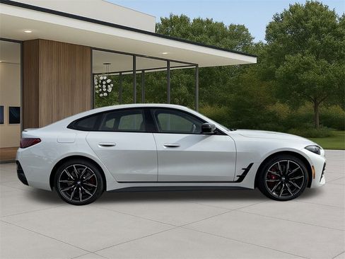 New 2026 BMW 430i w/ M Sport Package image 6