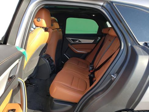 New 2026 Jaguar F-PACE R-Dynamic S image 10