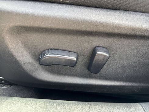 Used 2025 Nissan Altima 2.5 SV FWD image 21