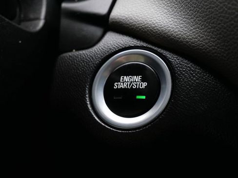 Used 2018 Chevrolet Equinox LS image 21