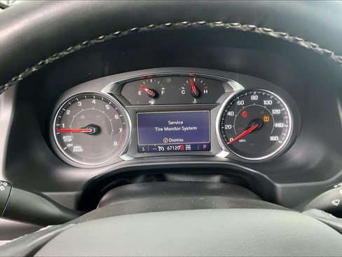 Used 2023 GMC Acadia AT4 w/ Preferred Package AWD/4WD image 25