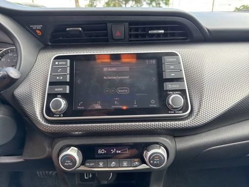Used 2019 Nissan Kicks SV FWD image 28