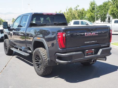 Used 2024 GMC Sierra 2500 Denali w/ Denali Reserve Package AWD/4WD image 4