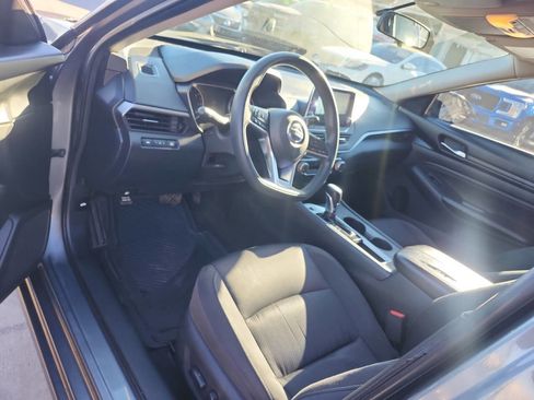 Used 2020 Nissan Altima 2.5 S image 4