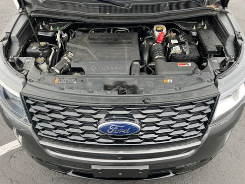 Used 2018 Ford Explorer Sport w/ Equipment Group 401A image 37