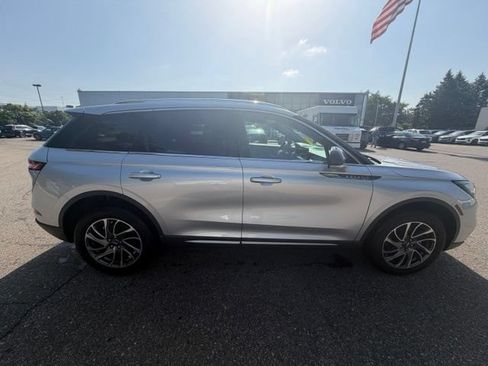 Used 2020 Lincoln Corsair AWD w/ Equipment Group 101A image 5