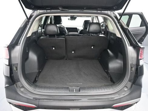 Used 2024 Kia Sportage EX AWD/4WD image 16