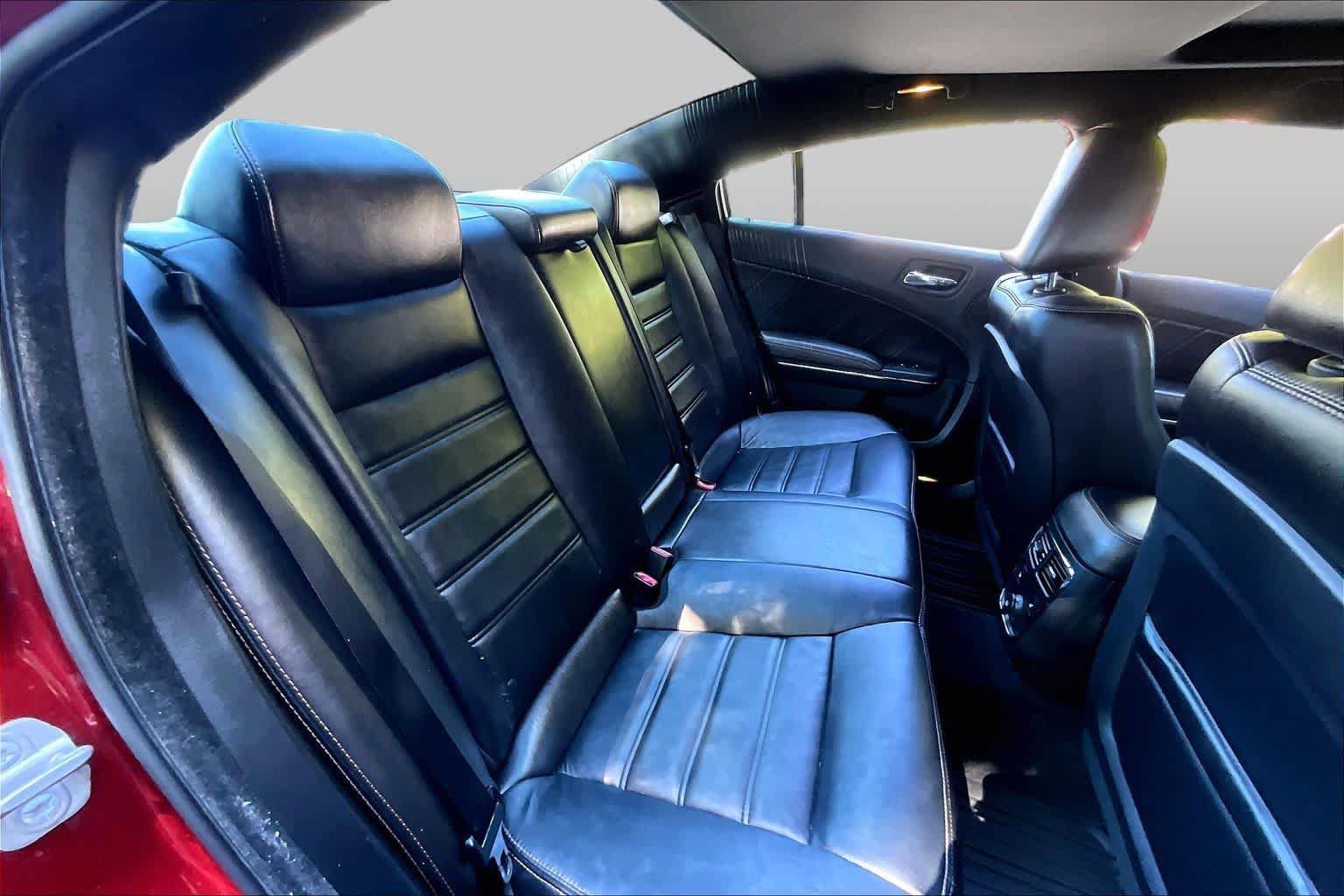 Used 2014 Dodge Charger R/T RWD image 21