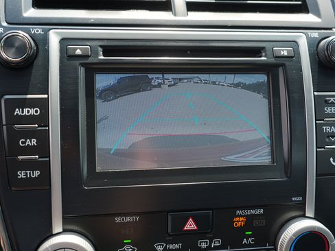 Used 2014 Toyota Camry SE FWD image 27