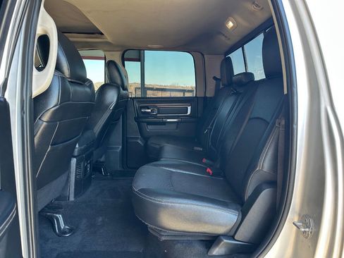 Used 2017 RAM 1500 Laramie w/ Convenience Group image 11