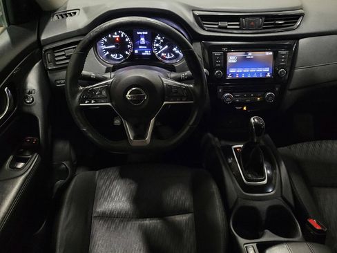Used 2018 Nissan Rogue SV AWD/4WD image 22