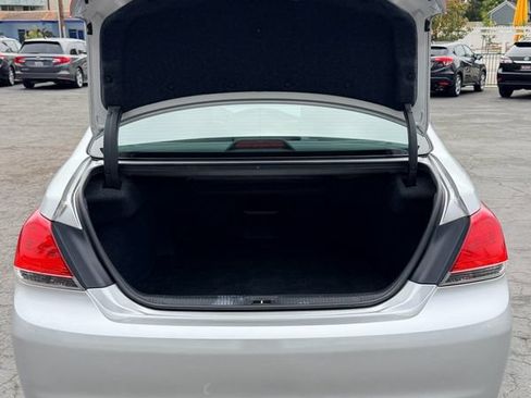 Used 2011 Toyota Avalon FWD image 17