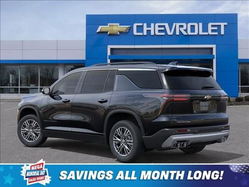 New 2026 Chevrolet Traverse LT w/ Driver Confidence Package FWD image 3