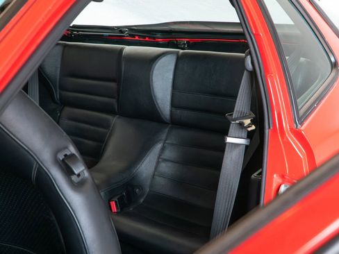 Used 1989 Porsche 944 Turbo image 90