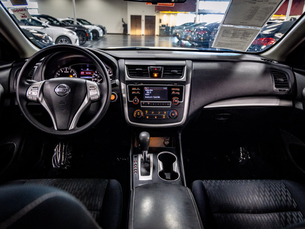 Used 2017 Nissan Altima 2.5 S w/ Power Driver Seat Package FWD image 21