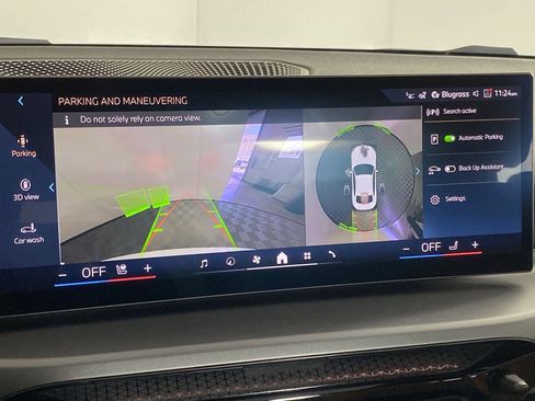 Used 2025 BMW 230i xDrive Coupe w/ Premium Package image 25