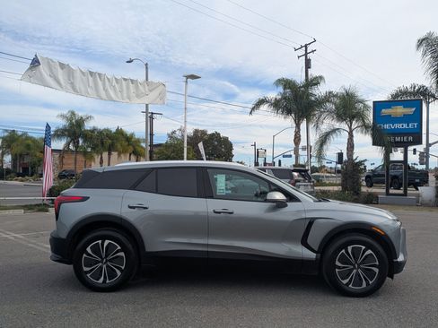 Used 2026 Chevrolet Blazer EV LT FWD image 6