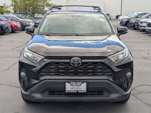 Used 2020 Toyota RAV4 XLE Premium w/ All Weather Liner Package FWD image 11