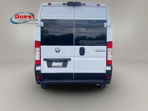 Used 2023 RAM ProMaster 2500 FWD image 4