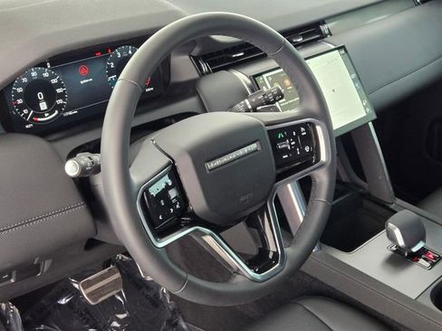 Used 2025 Land Rover Discovery Sport Dynamic SE AWD/4WD image 21