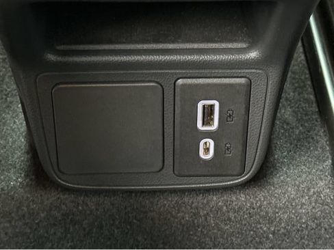 Used 2024 Buick Encore GX Preferred FWD image 17