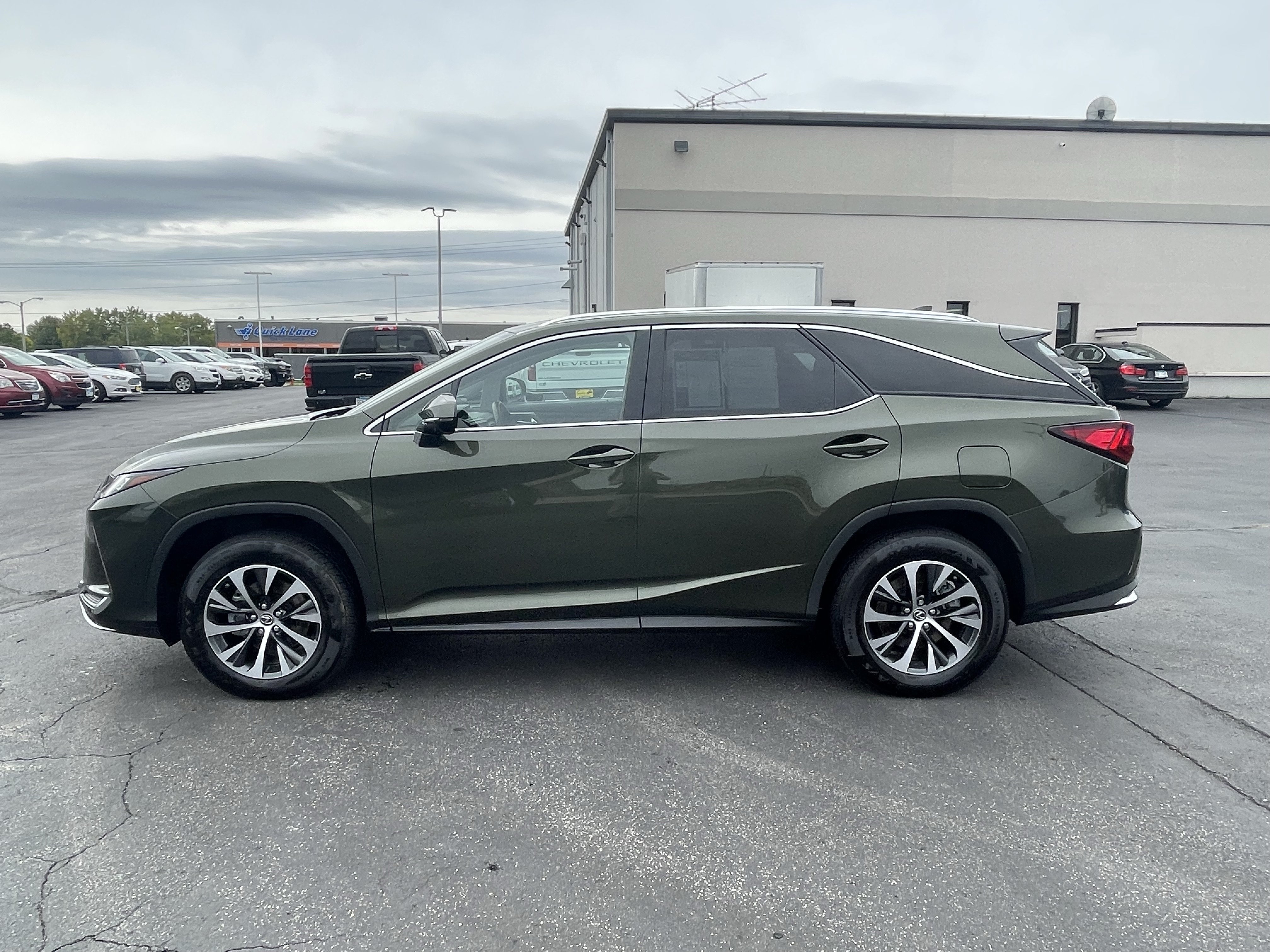 Used 2022 Lexus RX 350L Premium w/ Premium Package AWD/4WD image 5