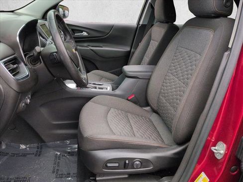 Used 2021 Chevrolet Equinox LT FWD image 15