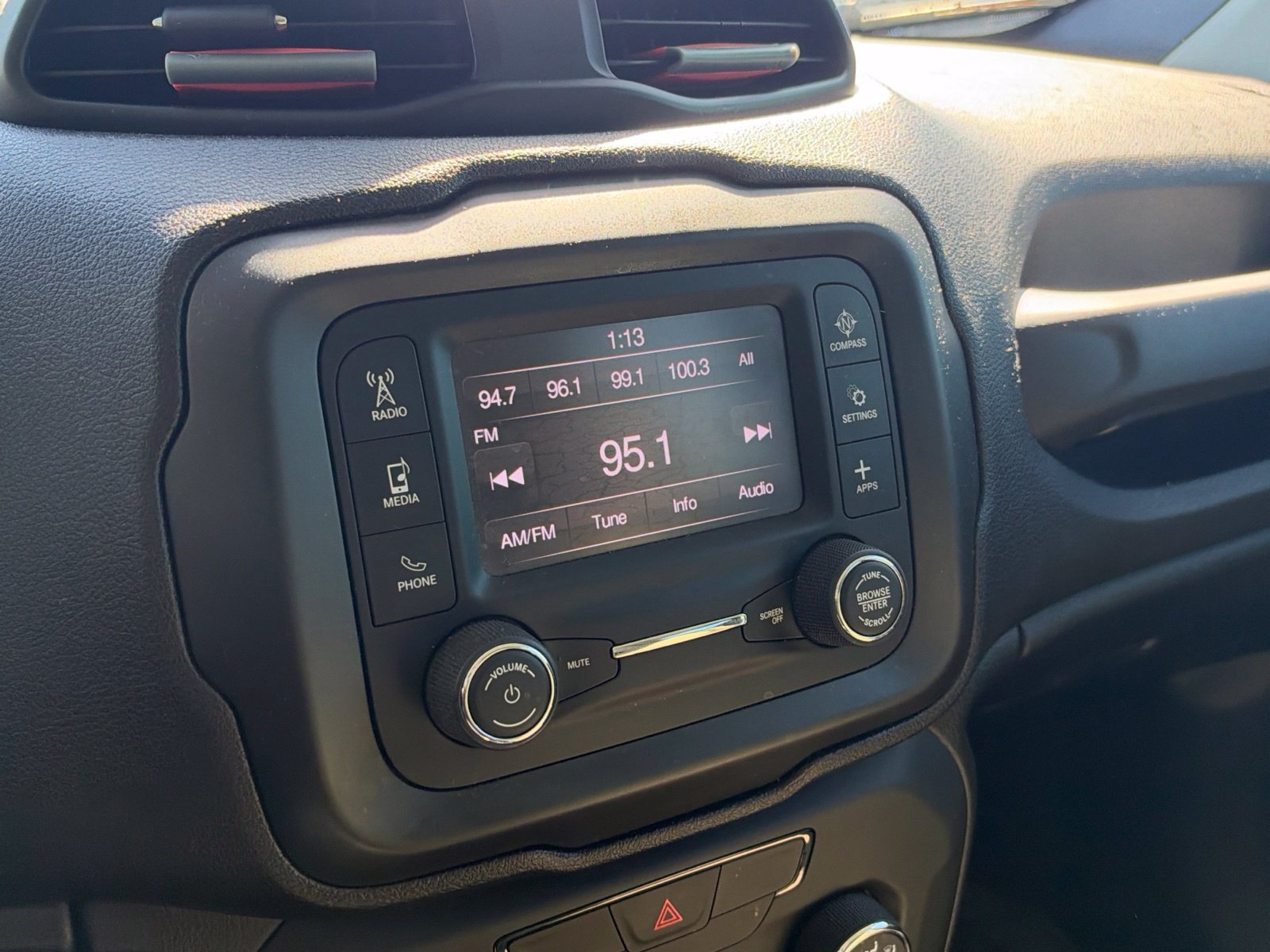 Used 2020 Jeep Renegade Sport FWD image 8