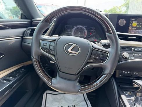 Used 2021 Lexus ES 350 w/ Premium Package FWD image 10