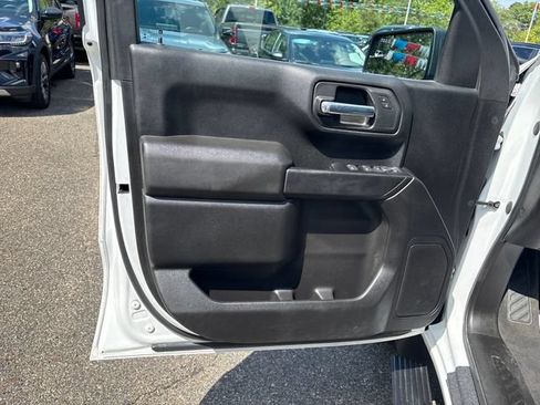 Used 2022 Chevrolet Silverado 1500 Custom Trail Boss w/ LPO, Dark Essentials Package AWD/4WD image 7