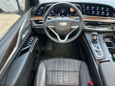 Used 2023 Cadillac Escalade Sport Platinum w/ Heavy-Duty Trailer Package AWD/4WD image 40
