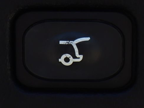 Used 2021 Ford Edge Titanium w/ Cargo Accessory Package FWD image 26