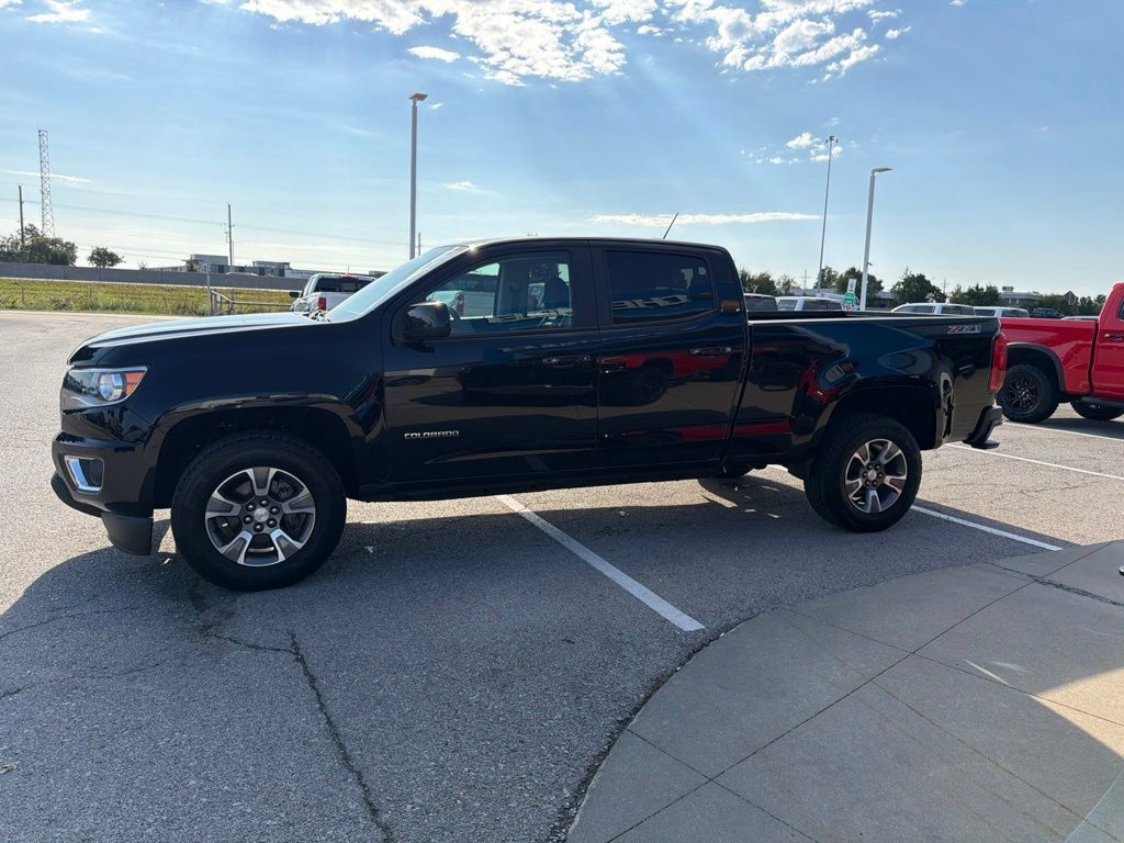 Used 2019 Chevrolet Colorado Z71 AWD/4WD image 6