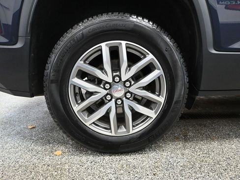 Used 2019 GMC Acadia SLE w/ Driver Alert Package I image 17