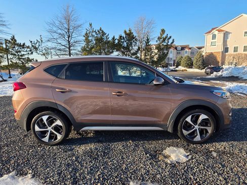 Used 2017 Hyundai Tucson Sport w/ Cargo Package image 7