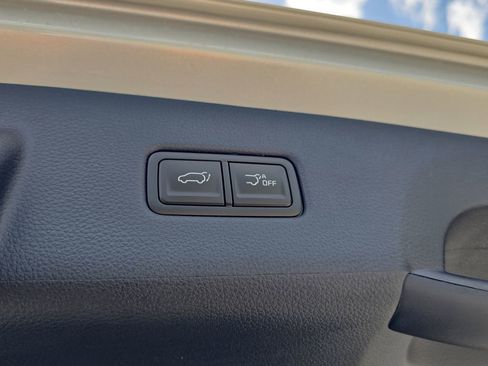 New 2026 Kia Carnival SX image 11