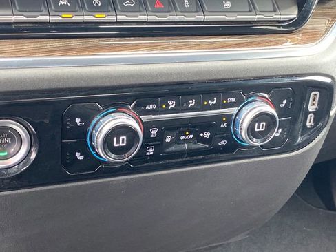 Certified 2024 GMC Sierra 1500 Elevation AWD/4WD image 13