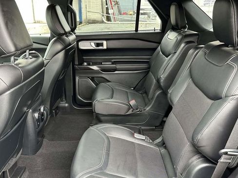 Used 2020 Ford Explorer ST image 13