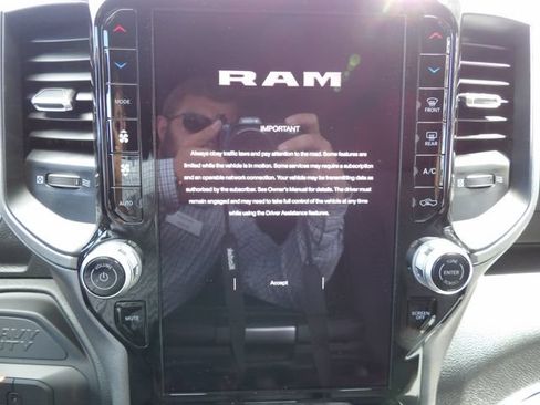 New 2026 RAM 2500 Tradesman AWD/4WD image 18