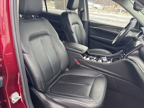 Used 2022 Jeep Grand Cherokee L Limited image 14