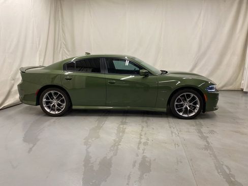 Used 2019 Dodge Charger R/T w/ Plus Group image 8