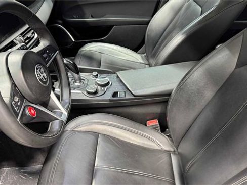 Used 2019 Alfa Romeo Giulia w/ Quick Order Package 22K Sport image 22