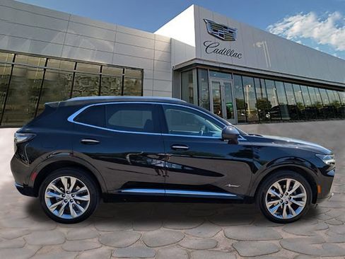 Used 2022 Buick Envision Avenir w/ Safety Package FWD image 6