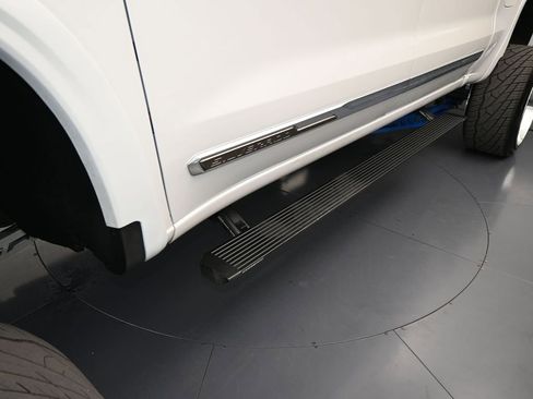 Used 2022 Chevrolet Silverado 1500 High Country image 47