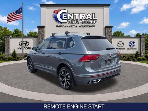 Used 2022 Volkswagen Tiguan SEL R-Line AWD/4WD image 6
