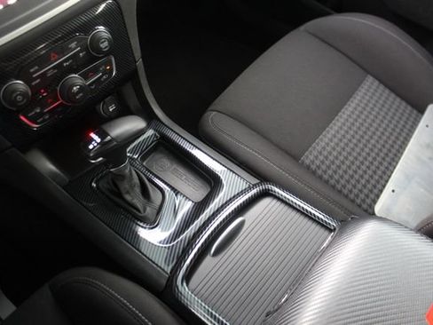 Used 2022 Dodge Charger R/T w/ Blacktop Package image 22